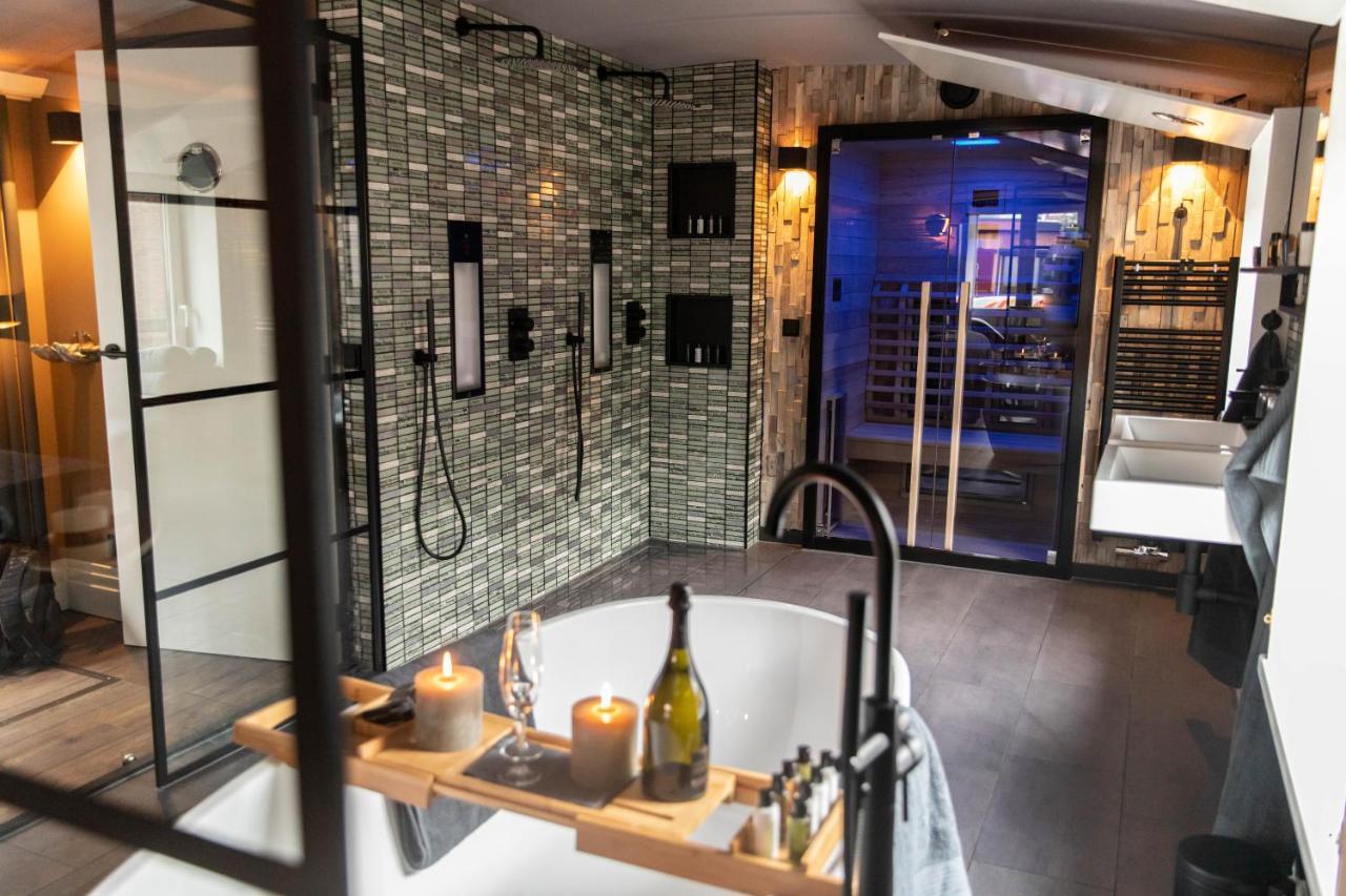 Hotel Wellnessboat De Michiel De Ruyter Groninga Esterno foto