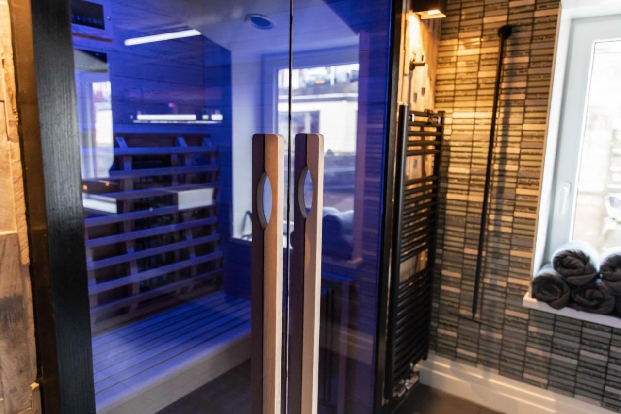 Hotel Wellnessboat De Michiel De Ruyter Groninga Esterno foto