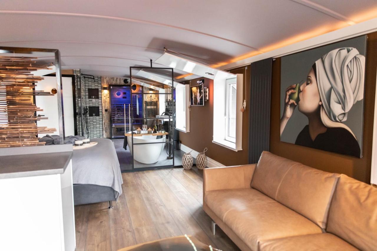 Hotel Wellnessboat De Michiel De Ruyter Groninga Esterno foto