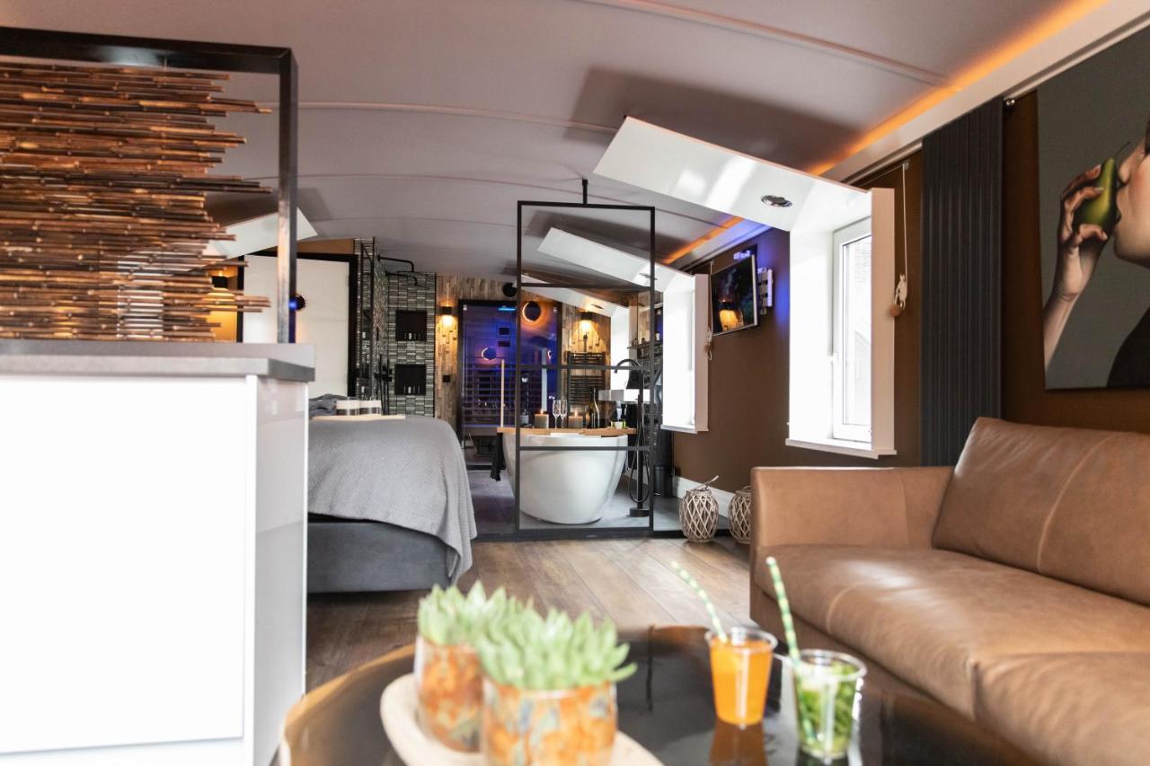 Hotel Wellnessboat De Michiel De Ruyter Groninga Esterno foto